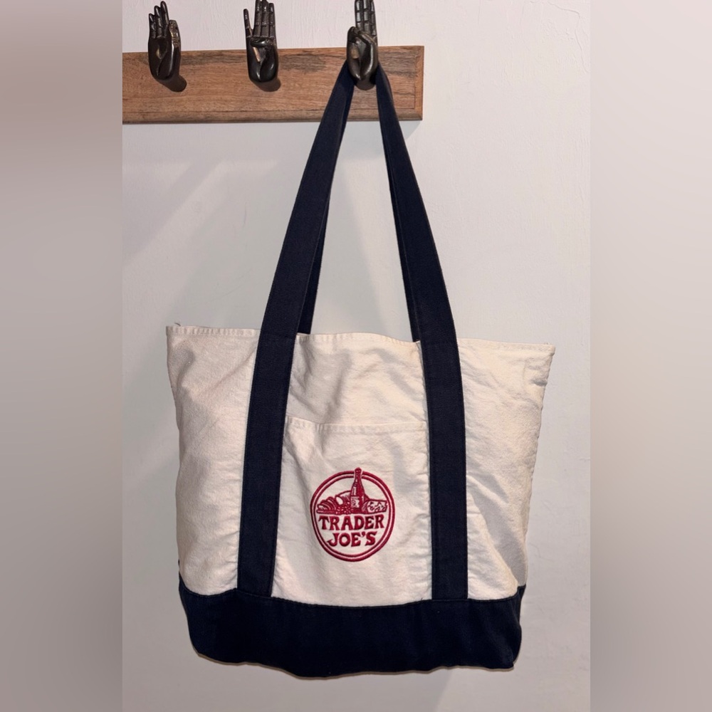 “Trader Joe’s”Large Canvas Tote Bag: Navy/Cream combo with stitched Red Logo💙🤍❤️